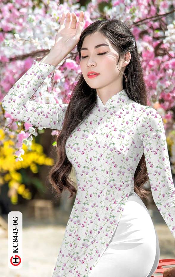 1621684085 858 vai ao dai mau moi vua ra (1)